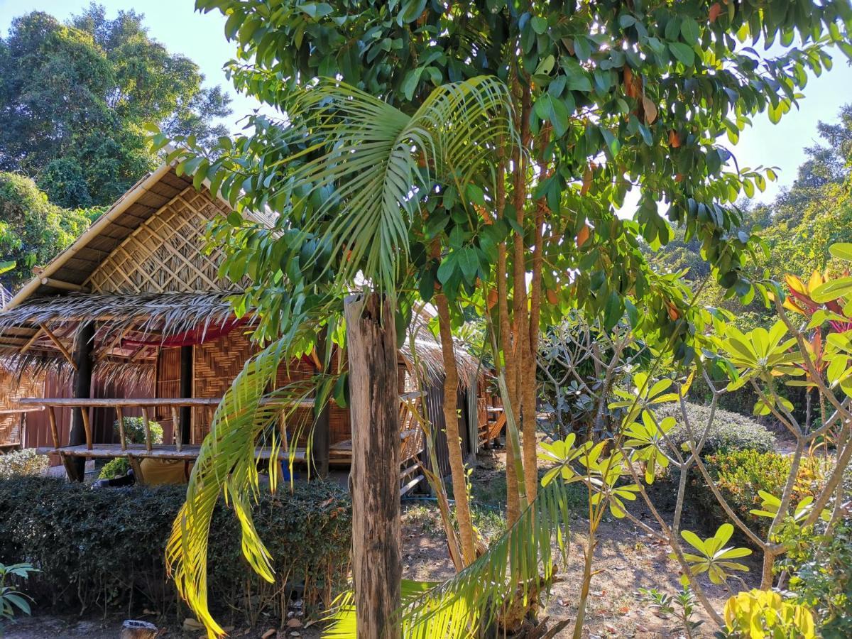 Phuhaya Bamboo Bungalows Ko Lanta Zewnętrze zdjęcie