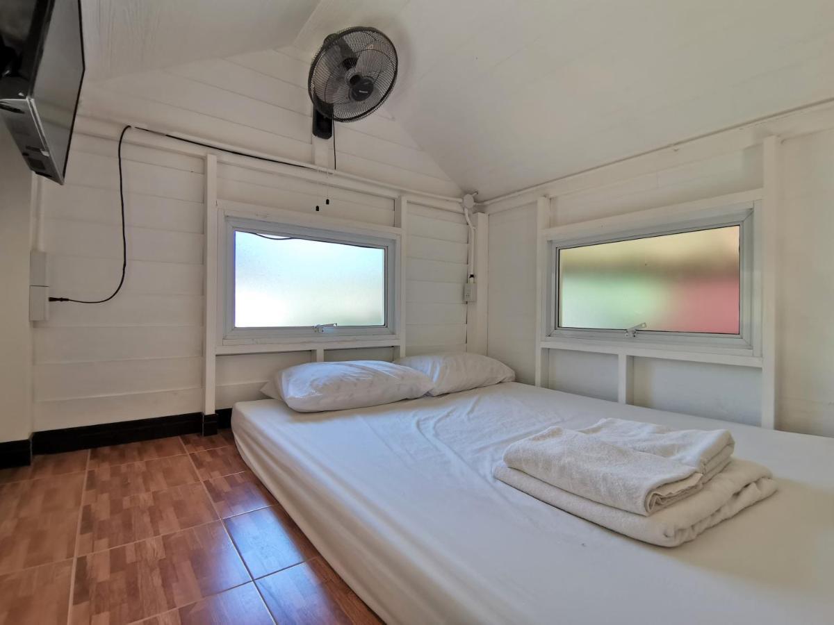 Phuhaya Bamboo Bungalows Ko Lanta Zewnętrze zdjęcie