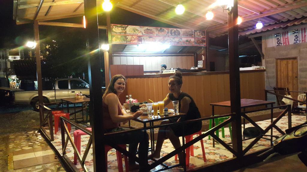 Phuhaya Bamboo Bungalows Ko Lanta Zewnętrze zdjęcie